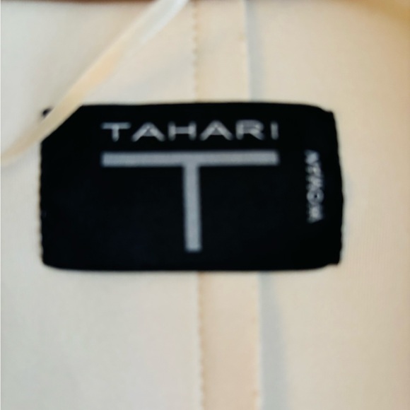 Elegant Cream Trench Coat faux leather- suede feel - Picture 5 of 7